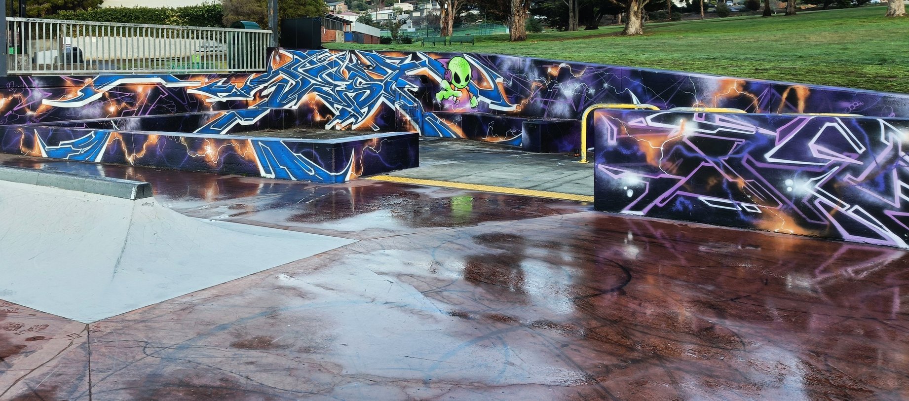 Rosny Skate Park back wall